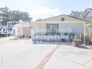 Main picture of 327 Easton Dr