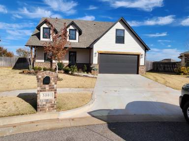 Main picture of 3001 NW 179th Ct
