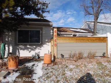 Main picture of 4940 E 13th St