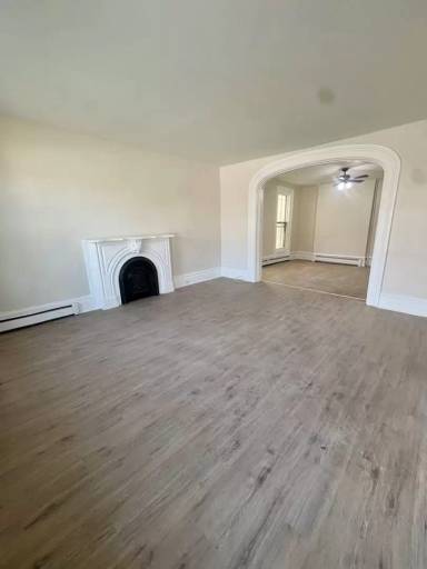 Main picture of 296 Saratoga St