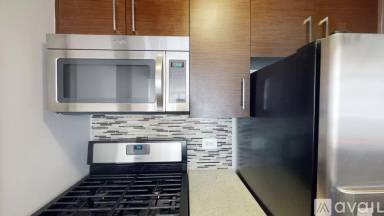 Main picture of 430 E 30th St