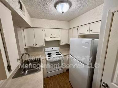 Main picture of 8909 Parkfield Dr