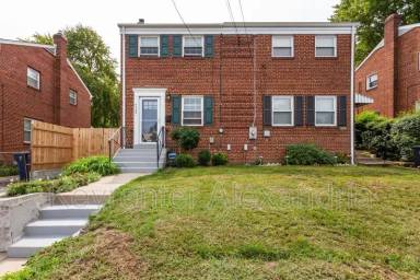 Main picture of 4326 Duke St