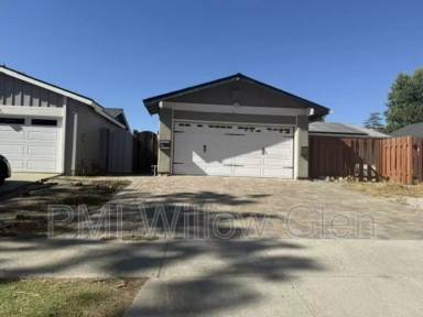 Main picture of 267 Arborway Dr