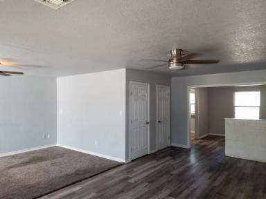 Main picture of 2209 NW Smith Ave