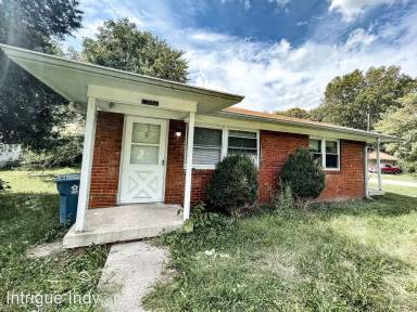 Main picture of 302 S Vine St