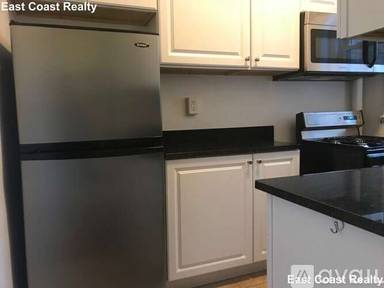 Main picture of Strathmore Road Apartments