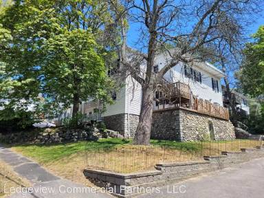 Main picture of 405 Milton St