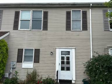 Main picture of 203 Poplar Dr