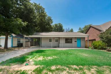 Main picture of 3813 Bryce Ave