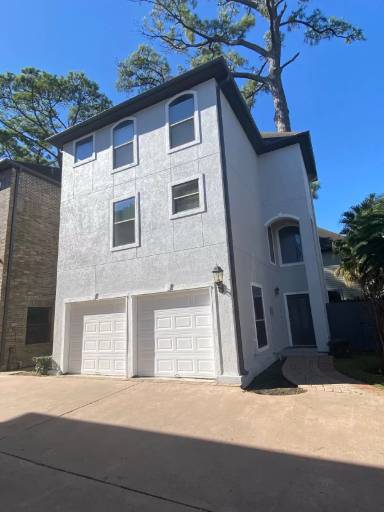 Main picture of 3710 Sherwood Ln