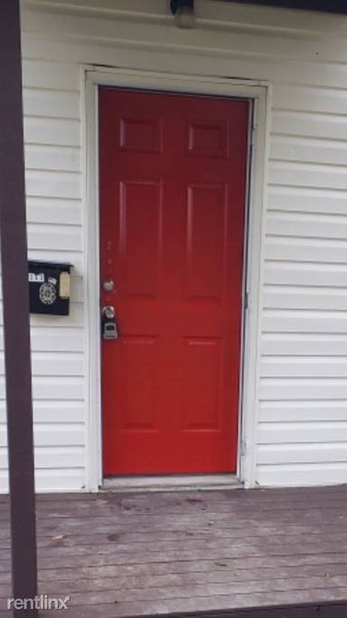 Main picture of 111 W Louisiana Ave