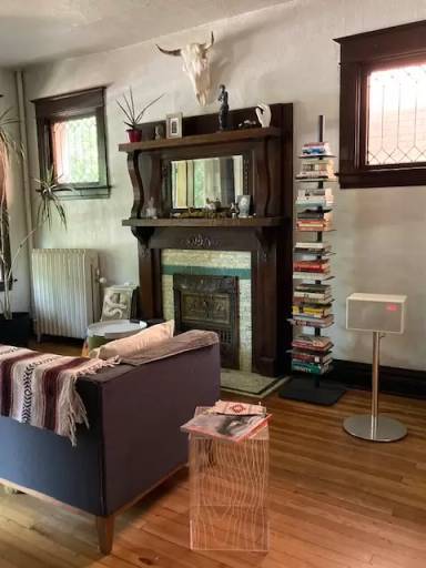 Main picture of 1248 N Pennsylvania St