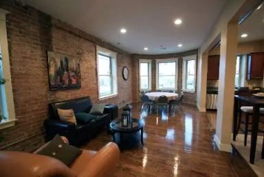 Main picture of 804 Park Ave