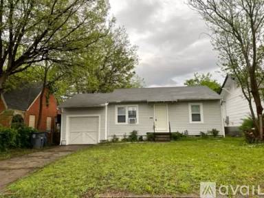Main picture of 347 S Yorktown Ave