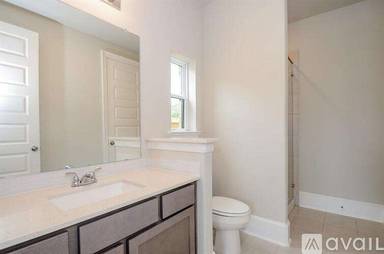Main picture of 6218 Shore Ridge Ct