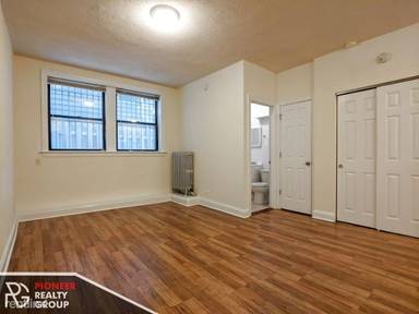 Main picture of 1742 N Humboldt Blvd