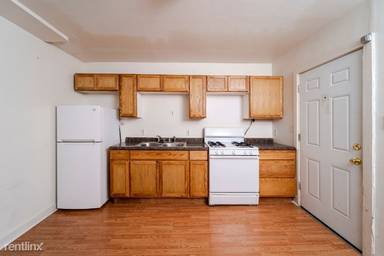 Main picture of 3 115th St