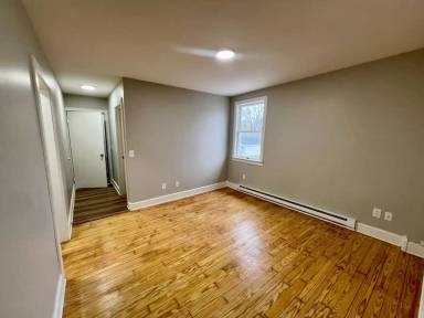 Main picture of 61 N Gregory St