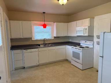 Main picture of 628 Thoma St