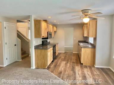 Main picture of 2221 SW 28th St