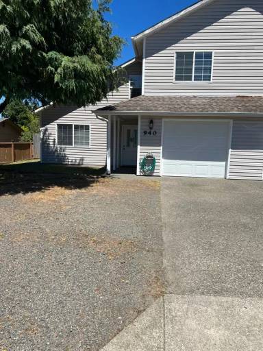 Main picture of 940 Blanco Ave
