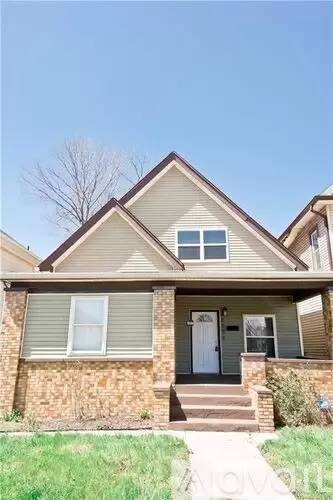 Main picture of 2958 N Delaware St