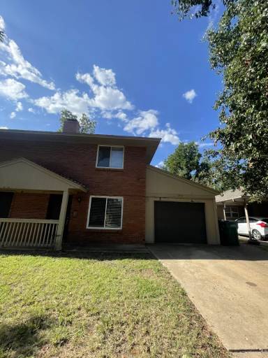 Main picture of 1928 NW 42nd St