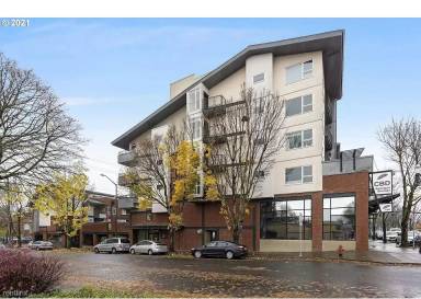Main picture of 1718 NE 11th Ave