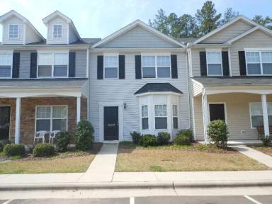 Main picture of Creekside Townhomes