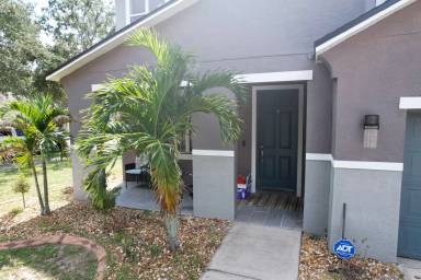 Main picture of 404 Crichton St