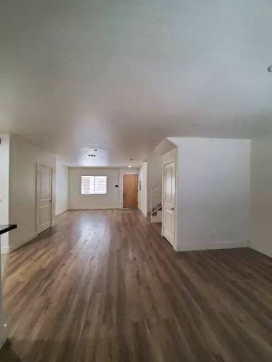 Main picture of 11312 Huston St