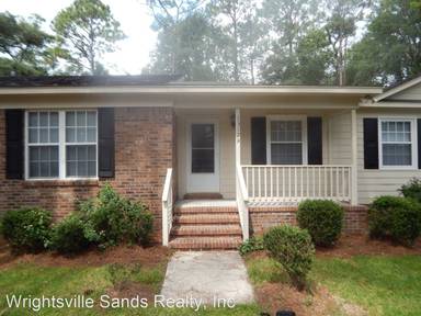 Main picture of 1300 Louisa Ln