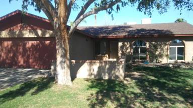 Main picture of 1402 W Topeka Dr