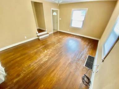 Main picture of 1222 S Roosevelt Dr