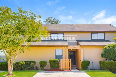 Main picture of 8781 Whispering Pines Dr