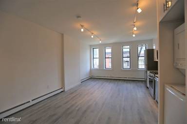 Main picture of 536 Washington St