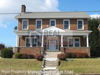 Main picture of 1100 Rich Ave