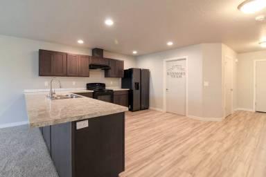 Main picture of 301 S Cedar Ave