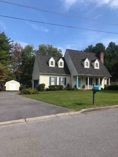 Main picture of 10 Parwood Ct