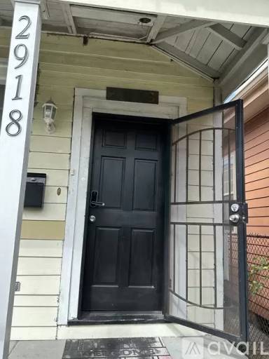 Main picture of 2918 1st St