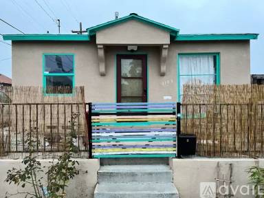 Main picture of 3183 Monroe Ave