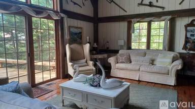 Main picture of 32 Fiddler Crab Ln