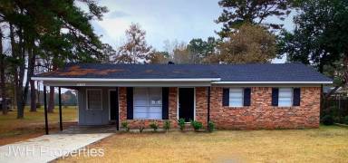 Main picture of 8153 Hobbs Dr