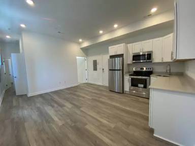 Main picture of 2020 N 22nd St