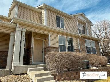 Main picture of 128 Foxglove Dr