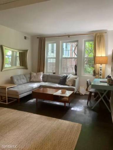 Main picture of 1800 Key Blvd