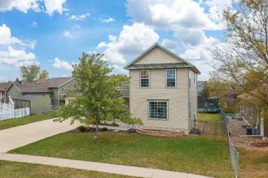 Main picture of 4670 Teak Dr