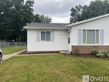 Main picture of 2515 Brookdale Dr