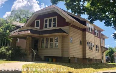 Main picture of 2975 N 50th St